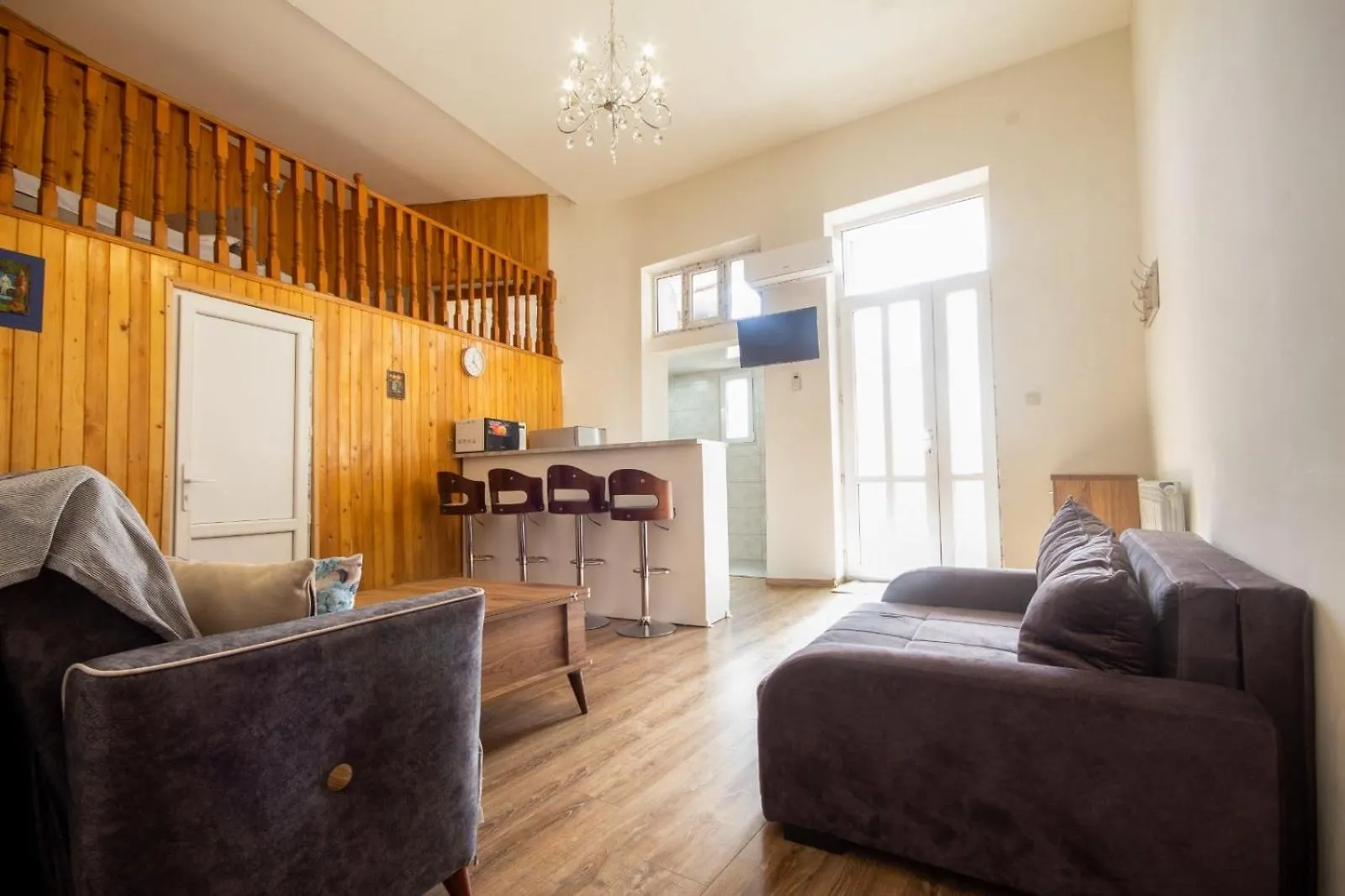 Center Apartment 3 Rooms Τυφλίδα